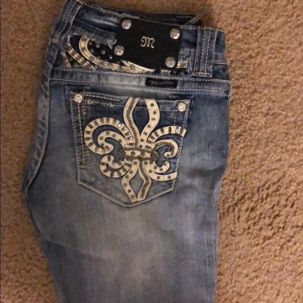 Miss Me Boot Leg Light Wash Jean